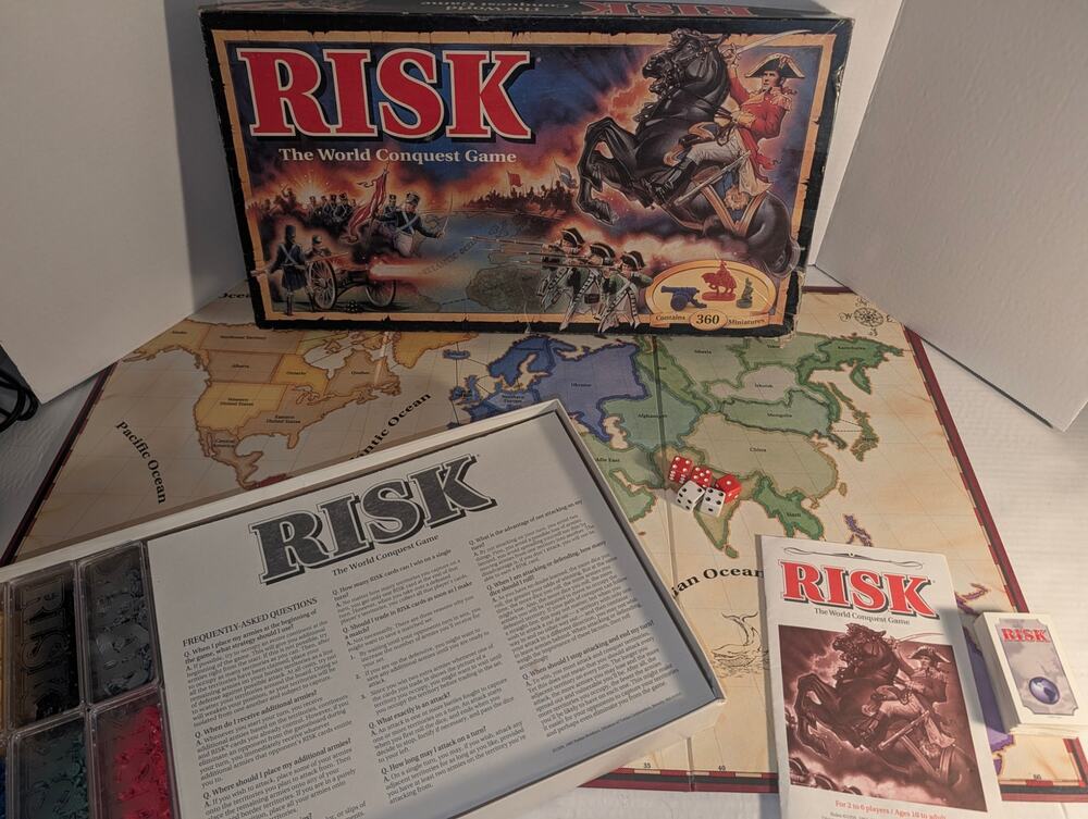 Vintage 1993 PB Risk Board Game The World Conquest Game 360 Miniatures Complete